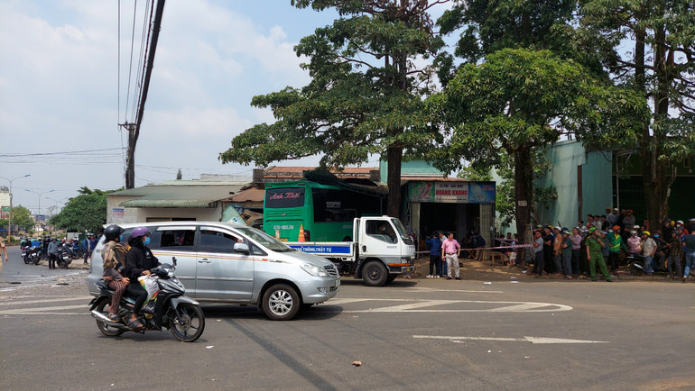 Sau khi xảy ra vụ tai nạn, lực lượng chức năng của tỉnh Gia Lai nỗ lực cứu hộ, đưa người bị thương đi cấp cứu và bảo vệ hiện trường, điều tra nguyên nhân vụ tai nạn.