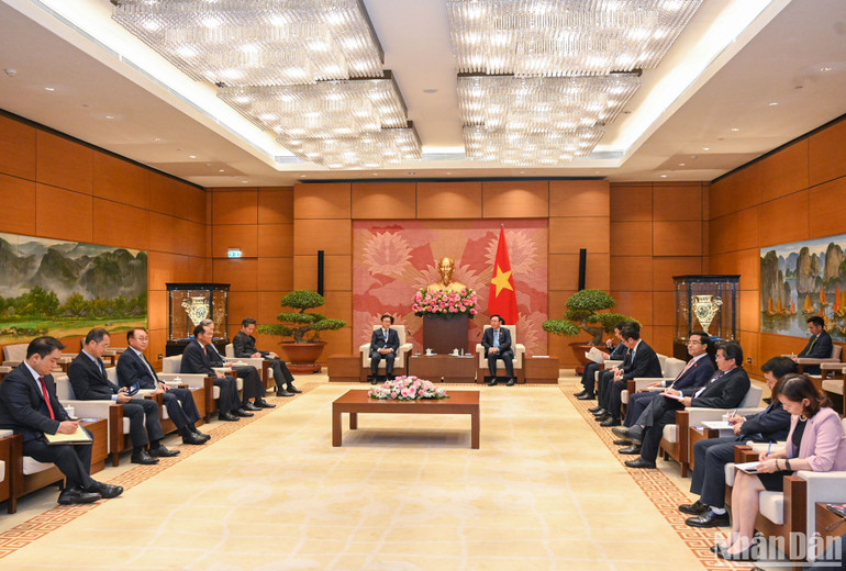 Quang cảnh buổi tiếp tại Nhà Quốc hội.