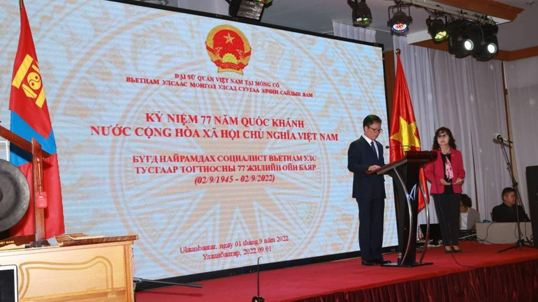 Đại sứ Doãn Khánh Tâm phát biểu ý kiến tại buổi lễ. (Ảnh: Đại sứ quán Việt Nam tại Mông Cổ) Đại sứ Doãn Khánh Tâm phát biểu ý kiến tại buổi lễ. (Ảnh: Đại sứ quán Việt Nam tại Mông Cổ)