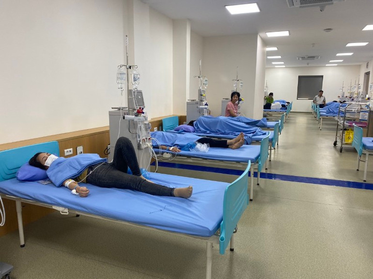 Bệnh nhân được theo dõi, điều trị tại Bệnh viện Hữu nghị Lạc Việt.