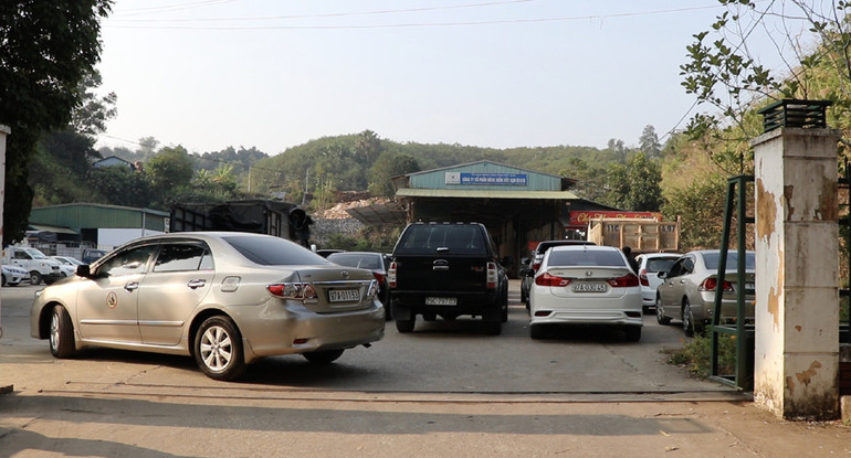 Trước khi đóng cửa, tại Công ty cổ phần đăng kiểm Bắc Kạn đã xảy ra tình trạng ùn ứ phương tiện do cả tỉnh chỉ có duy nhất công ty này thực hiện đăng kiểm.