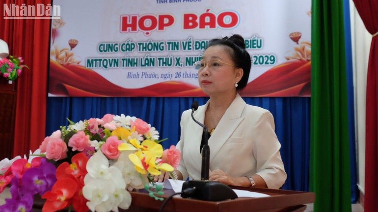 Đồng chí Lê Thị Xuân Trang, Chủ tịch Ủy ban Mặt trận Tổ quốc Việt Nam tỉnh Bình Phước thông tin về Đại hội đại biểu Mặt trận Tổ quốc Việt Nam tỉnh Bình Phước lần thứ X, nhiệm kỳ 2024-2029.