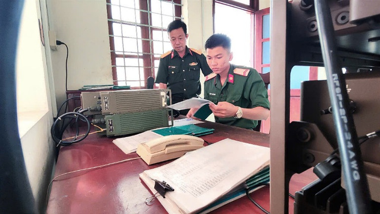 Tinh thần "Vào ca trực là vào vị trí chiến đấu" được cán bộ, chiến sĩ Tiểu đoàn 1, Lữ đoàn Thông tin 29, Quân khu 9 thực hiện nghiêm túc.