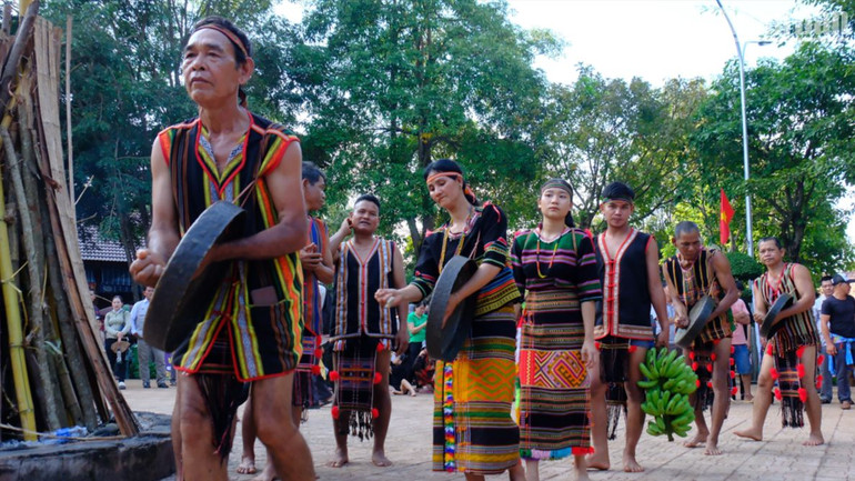 Bù Đăng là mảnh đất giàu bản sắc văn hóa dân tộc