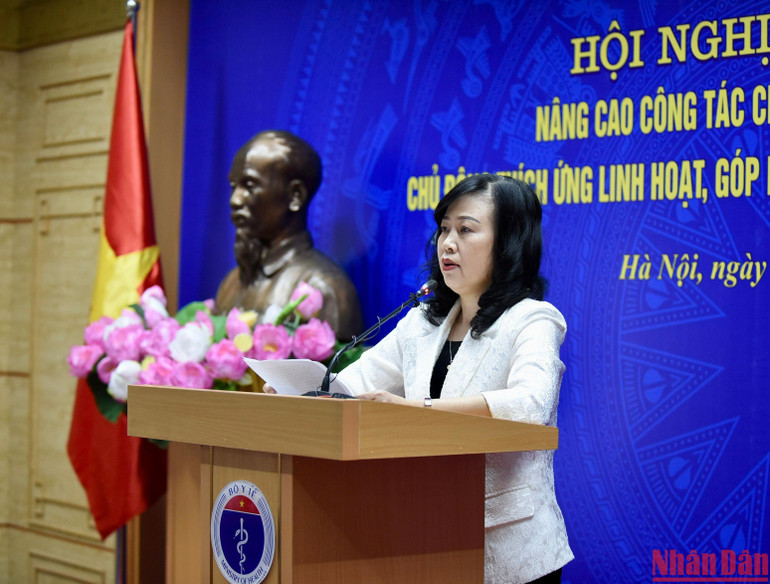 Quyền Bộ trưởng Y tế Đào Hồng Lan tại hội nghị. (Ảnh: Trần Hải)