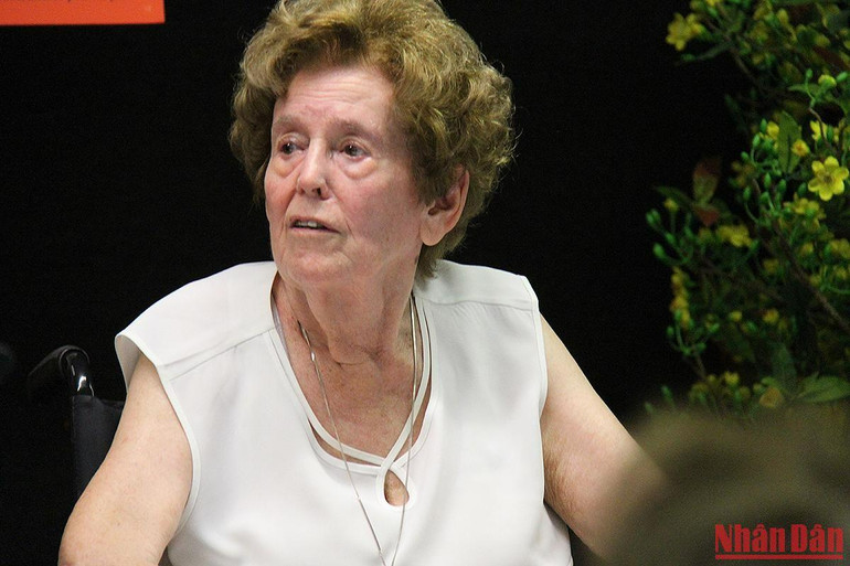 Bà Raymonde Dien, người bạn Pháp hết lòng vì hòa bình cho Việt Nam.