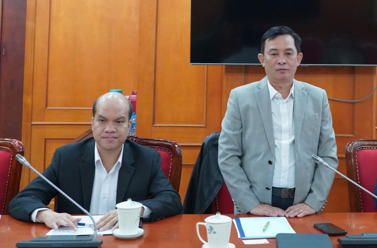 Ông Nguyễn Kỳ Phùng phát biểu tại buổi làm việc.