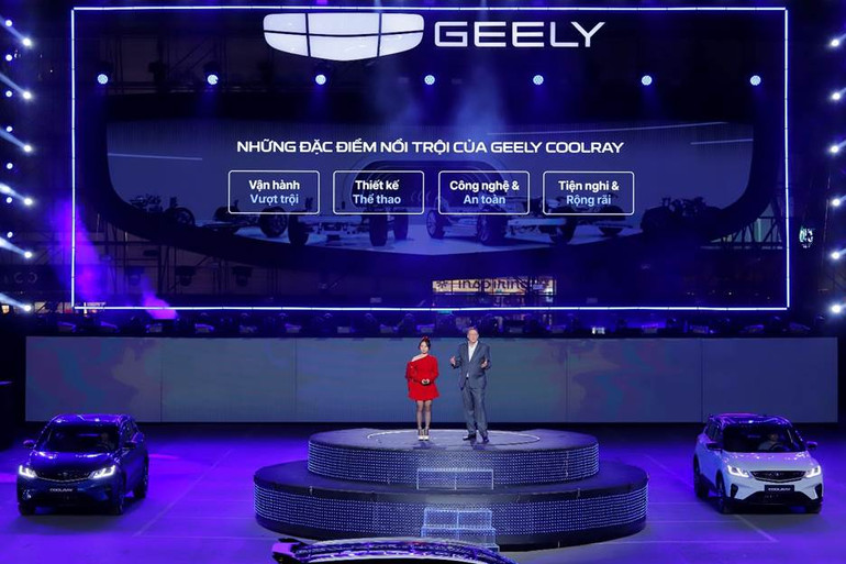 Ra mắt mẫu xe Geely Coolray. Ra mắt mẫu xe Geely Coolray.