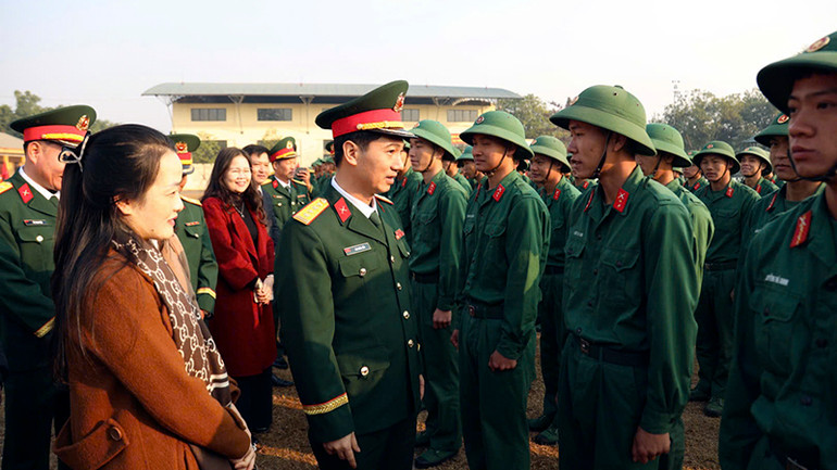 Các đại biểu động viên quân nhân hoàn thành nghĩa vụ quân sự năm 2025.