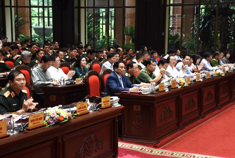 Thủ tướng Chính phủ Phạm Minh Chính và các đại biểu tham dự Hội nghị. (Ảnh: TRẦN HẢI)