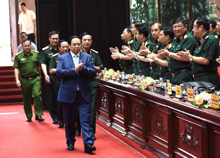 Thủ tướng Phạm Minh Chính tới dự và chỉ đạo Hội nghị Quân chính toàn quân 6 tháng đầu năm 2024. (Ảnh: TRẦN HẢI)