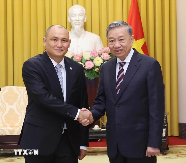 Chiều 16/7/2024, tại Hà Nội, Chủ tịch nước Tô Lâm tiếp nhóm Đại sứ các nước thuộc Tổ chức các quốc gia Turkic, trong đó có Đại sứ đặc mệnh toàn quyền nước Cộng hòa Kazakhstan Kanat Tumysh. (Ảnh: TTXVN)