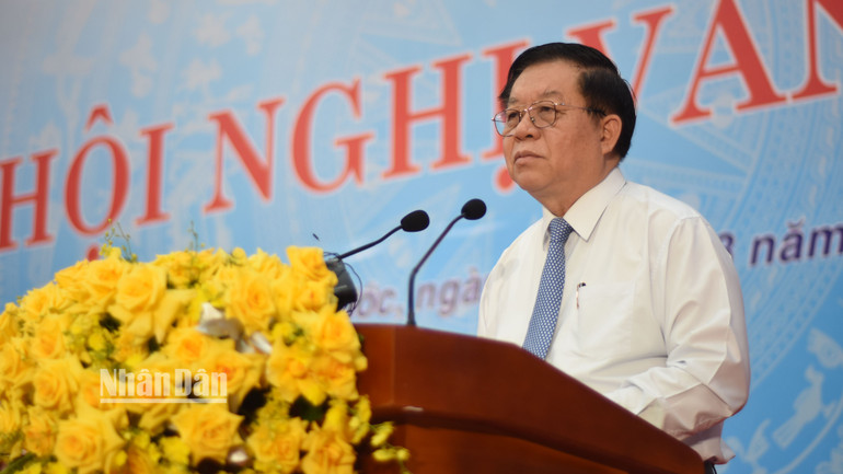 Đồng chí Nguyễn Trọng Nghĩa phát biểu tại Hội nghị văn hóa tỉnh Bình Phước năm 2023.