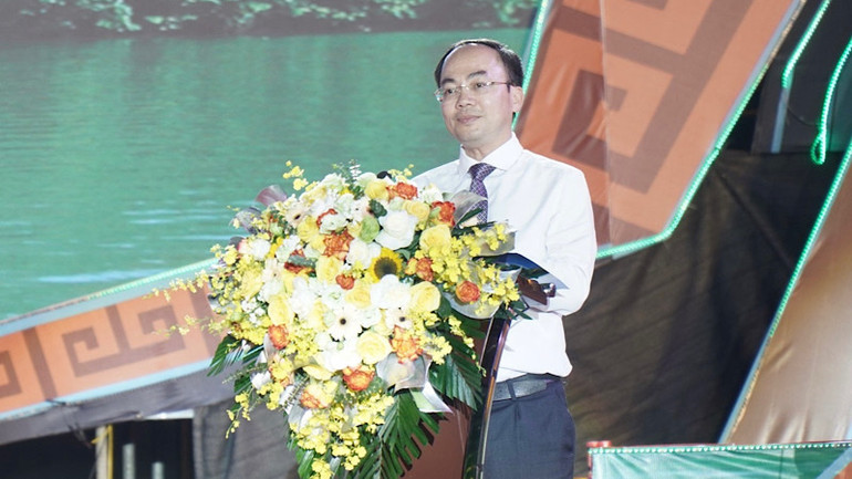 Chủ tịch Ủy ban nhân dân tỉnh Bắc Kạn Nguyễn Đăng Bình phát biểu khai mạc. Ảnh: TUẤN SƠN