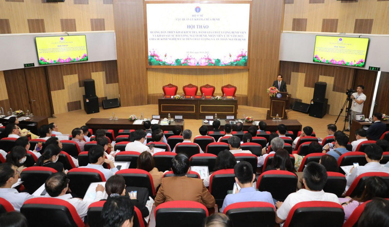 Quang cảnh hội nghị.