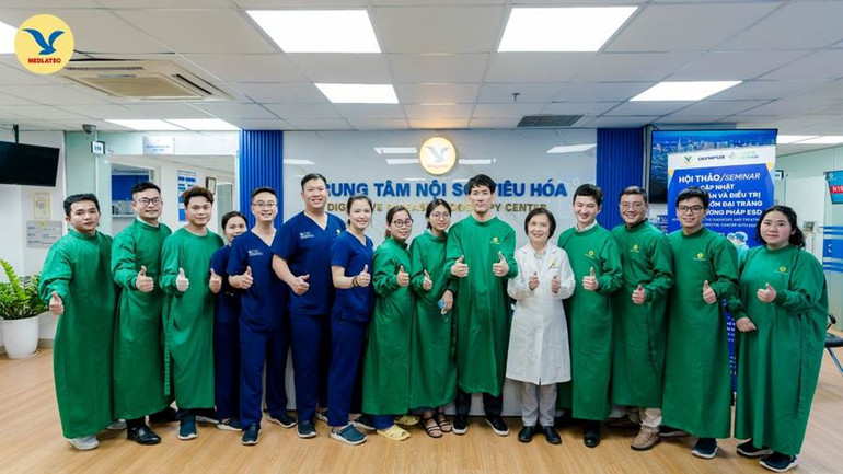 Trung tâm Tiêu hóa MEDLATEC quy tụ đội ngũ, chuyên gia, tiến sĩ, thạc sĩ, bác sĩ được đào tạo chính quy ở trong và ngoài nước về làm toàn thời gian.