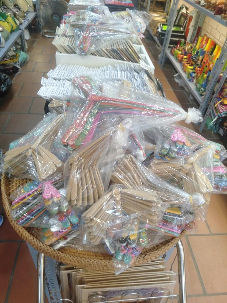 Một số sản phẩm khác được người dân Thạch Xá làm từ tre.