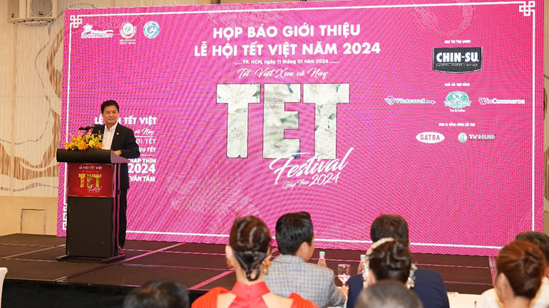 Ông Nguyễn Quốc Kỳ, Chủ tịch Hiệp hội Văn hóa ẩm thực Việt Nam, đại diện đơn vị đồng tổ chức, phát biểu tại họp báo.