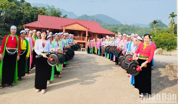 Huyện Kim Bôi (Hòa Bình) luôn quan tâm phát huy giá trị Chiêng Mường.