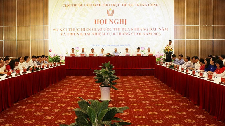 Quang cảnh hội nghị.