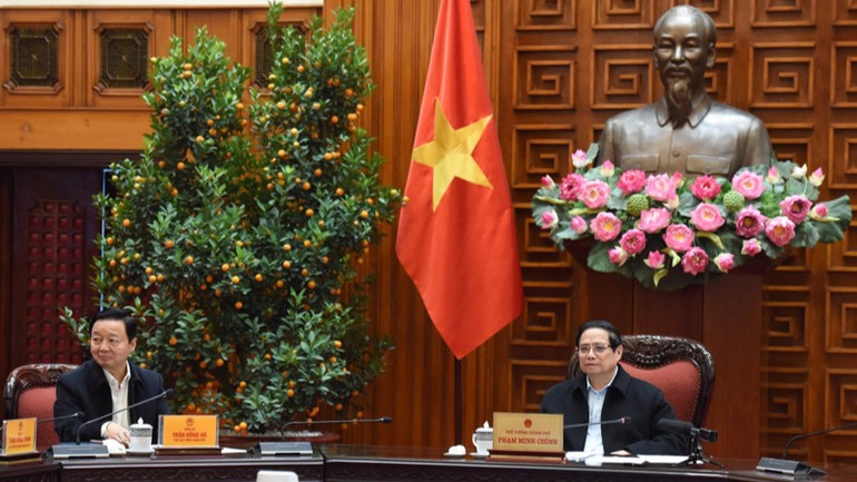 Thủ tướng Phạm Minh Chính chủ trì cuộc họp. (Ảnh: TRẦN HẢI)