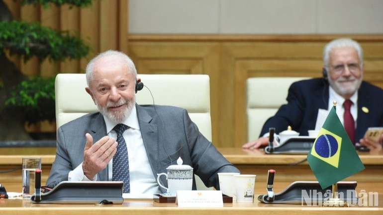 Tổng thống Brazil Luiz Inácio Lula da Silva phát biểu ý kiến. (Ảnh: TRẦN HẢI)