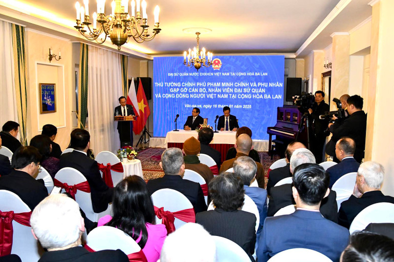 Quang cảnh buổi gặp gỡ. (Ảnh: THANH GIANG)