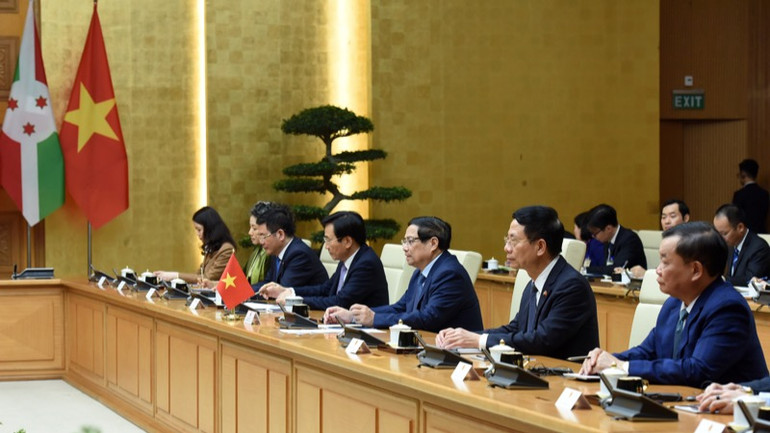 Thủ tướng Phạm Minh Chính và lãnh đạo các bộ, ngành Việt Nam tại buổi hội kiến (Ảnh: TRẦN HẢI).