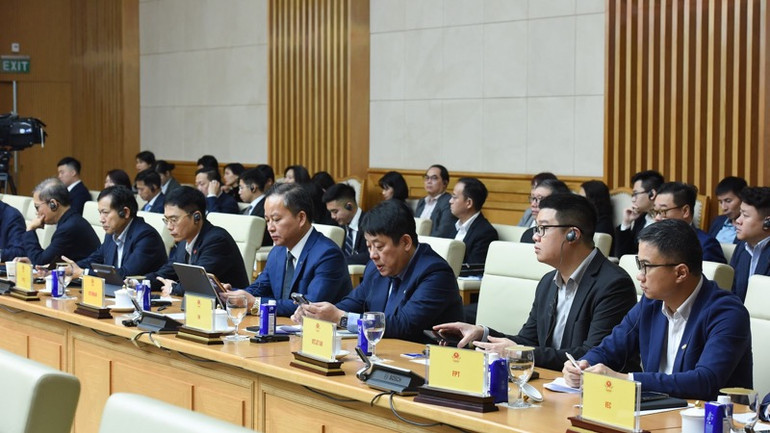 Đại diện lãnh đạo một số tập đoàn, doanh nghiệp Việt Nam. (Ảnh: TRẦN HẢI)