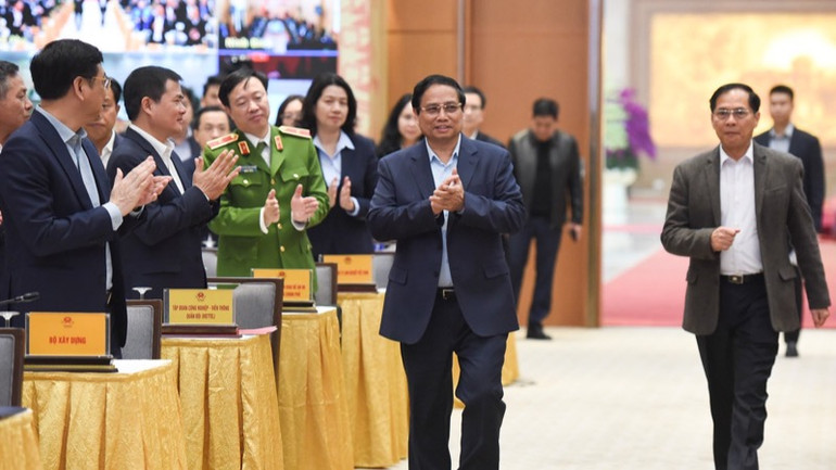 Thủ tướng Phạm Minh Chính tới dự và chủ trì Phiên họp lần thứ nhất Ban Chỉ đạo. (Ảnh: TRẦN HẢI)