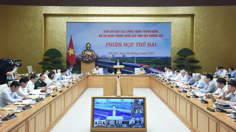 Quang cảnh phiên họp. (Ảnh: TRẦN HẢI) Quang cảnh phiên họp. (Ảnh: TRẦN HẢI)