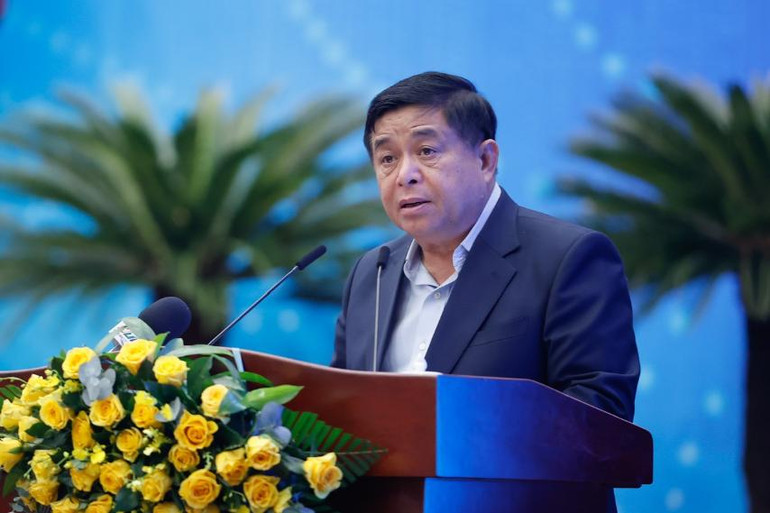 Bộ trưởng Kế hoạch và Đầu tư Nguyễn Chí Dũng phát biểu ý kiến tại Hội nghị (Ảnh: THANH GIANG). Bộ trưởng Kế hoạch và Đầu tư Nguyễn Chí Dũng phát biểu ý kiến tại Hội nghị (Ảnh: THANH GIANG).
