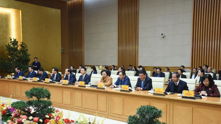 Các thành viên Chính phủ tham dự hội nghị. (Ảnh: TRẦN HẢI)