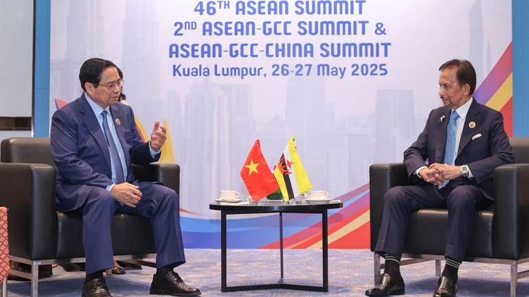 Thủ tướng Phạm Minh Chính đề nghị Brunei tiếp tục tạo điều kiện thuận lợi cho các doanh nghiệp Việt Nam hợp tác kinh doanh trong lĩnh vực dầu khí, hóa chất, lương thực. (Ảnh: VGP/Nhật Bắc) Thủ tướng Phạm Minh Chính đề nghị Brunei tiếp tục tạo điều kiện thuận lợi cho các doanh nghiệp Việt Nam hợp tác kinh doanh trong lĩnh vực dầu khí, hóa chất, lương thực. (Ảnh: VGP/Nhật Bắc)