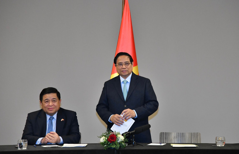 Thủ tướng Phạm Minh Chính phát biểu ý kiến kết luận buổi làm việc. (Ảnh: THANH GIANG)