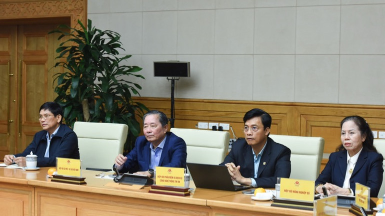 Đại diện một số hiệp hội, doanh nghiệp có kim ngạch xuất khẩu lớn sang Hoa Kỳ tham dự Hội nghị (Ảnh: TRẦN HẢI).