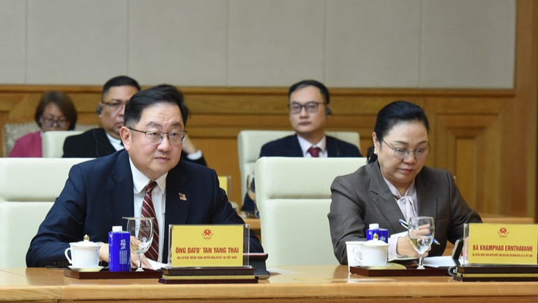 Đại sứ Malaysia tại Việt Nam Dato' Tan Yang Thai phát biểu ý kiến tại Tọa đàm. (Ảnh: TRẦN HẢI)