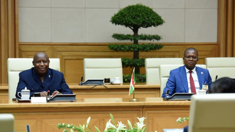 Tổng thống Cộng hòa Burundi Évariste Ndayishimiye phát biểu ý kiến (Ảnh: TRẦN HẢI).