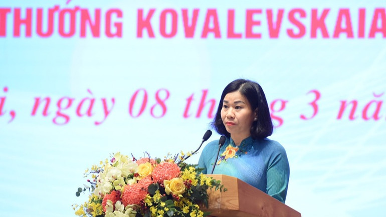 Chủ tịch Hội Liên hiệp Phụ nữ Việt Nam Nguyễn Thị Tuyến phát biểu ý kiến tại sự kiện. (Ảnh: TRẦN HẢI)