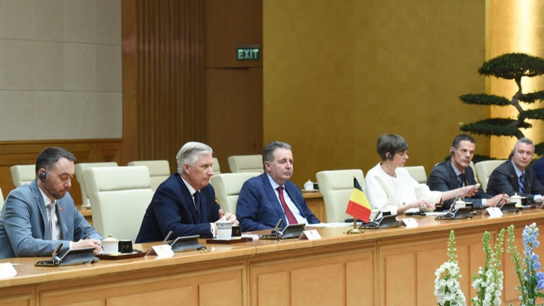 Nhà vua Bỉ Philippe và phái đoàn của Bỉ tại buổi hội kiến. (Ảnh: TRẦN HẢI)