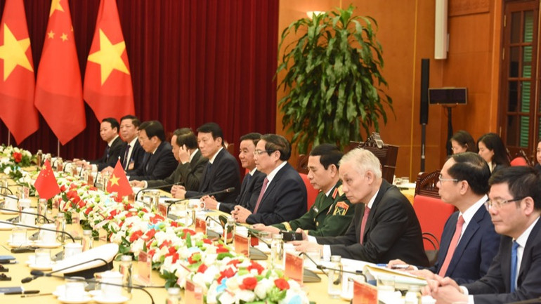 Thủ tướng Phạm Minh Chính và các đồng chí lãnh đạo Đảng, Nhà nước, các bộ, ngành Việt Nam tại buổi hội kiến. (Ảnh: TRẦN HẢI) Thủ tướng Phạm Minh Chính và các đồng chí lãnh đạo Đảng, Nhà nước, các bộ, ngành Việt Nam tại buổi hội kiến. (Ảnh: TRẦN HẢI)