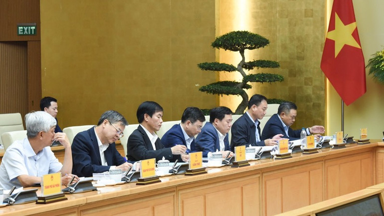 Các thành viên Ban Chỉ đạo tham dự phiên họp. (Ảnh: TRẦN HẢI)