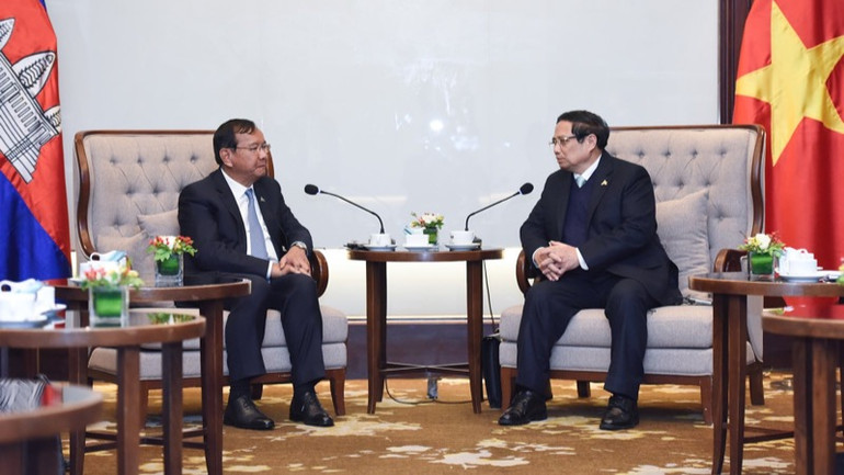 Thủ tướng Chính phủ Phạm Minh Chính tiếp Phó Thủ tướng, Bộ trưởng Ngoại giao và Hợp tác quốc tế Campuchia Prak Sokhonn (Ảnh: TRẦN HẢI). Thủ tướng Chính phủ Phạm Minh Chính tiếp Phó Thủ tướng, Bộ trưởng Ngoại giao và Hợp tác quốc tế Campuchia Prak Sokhonn (Ảnh: TRẦN HẢI).