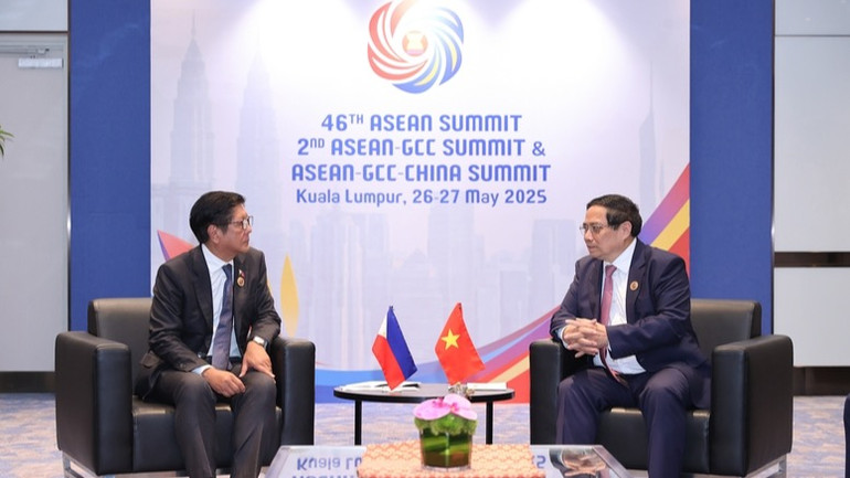 Thủ tướng Phạm Minh Chính đề nghị hai bên tích cực thúc đẩy một số trọng tâm hợp tác thời gian tới, trong đó dành ưu tiên cao cho các hoạt động trao đổi đoàn cấp cao và các cấp. (Ảnh: VGP/Nhật Bắc)