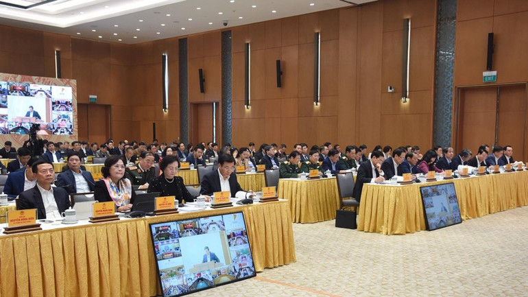 Lãnh đạo các bộ, ban, ngành, cơ quan Trung ương, các đại biểu tham dự Hội nghị (Ảnh: TRẦN HẢI).