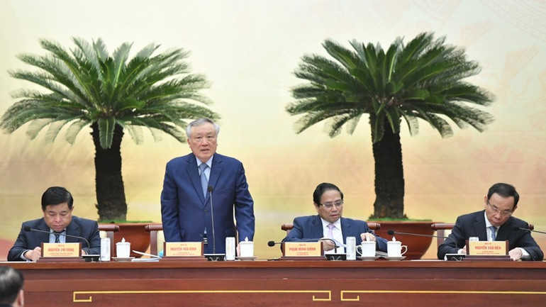 Phó Thủ tướng Thường trực Chính phủ Nguyễn Hòa Bình đồng chủ trì Hội nghị. (Ảnh: THANH GIANG)