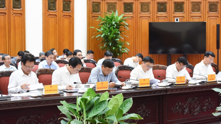 Lãnh đạo các bộ, ngành, cơ quan, đơn vị tham dự cuộc họp. (Ảnh: TRẦN HẢI) Lãnh đạo các bộ, ngành, cơ quan, đơn vị tham dự cuộc họp. (Ảnh: TRẦN HẢI)