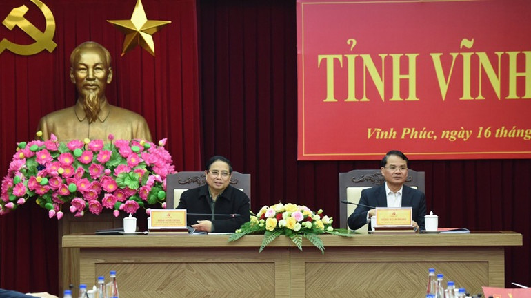 Thủ tướng Phạm Minh Chính yêu cầu tỉnh Vĩnh Phúc nỗ lực cải thiện môi trường đầu tư kinh doanh. Thủ tướng Phạm Minh Chính yêu cầu tỉnh Vĩnh Phúc nỗ lực cải thiện môi trường đầu tư kinh doanh.