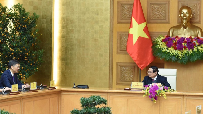 Thủ tướng Phạm Minh Chính tiếp đồng chí Trần Cương. (Ảnh: TRẦN HẢI)