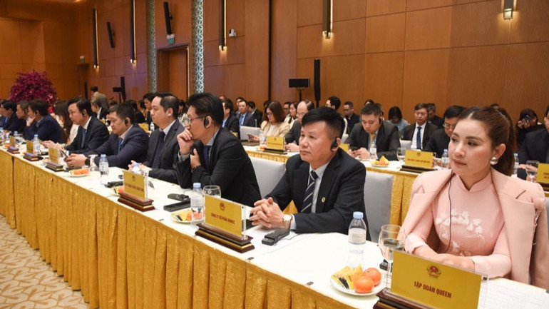 Đại diện các tập đoàn, doanh nghiệp Việt Nam tham dự Đối thoại. (Ảnh: TRẦN HẢI)